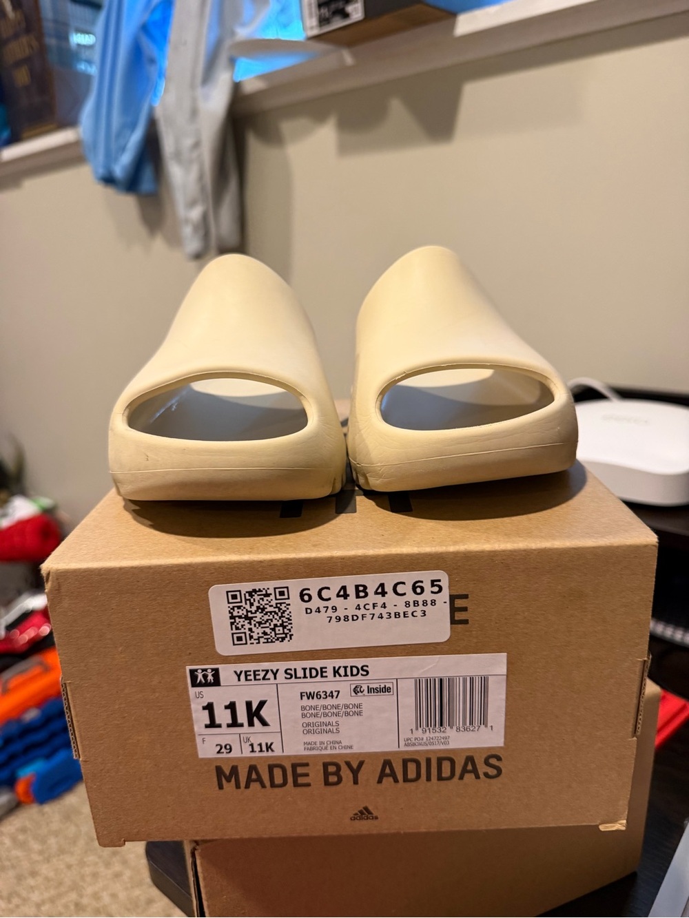 Yeezy Toddler Slides